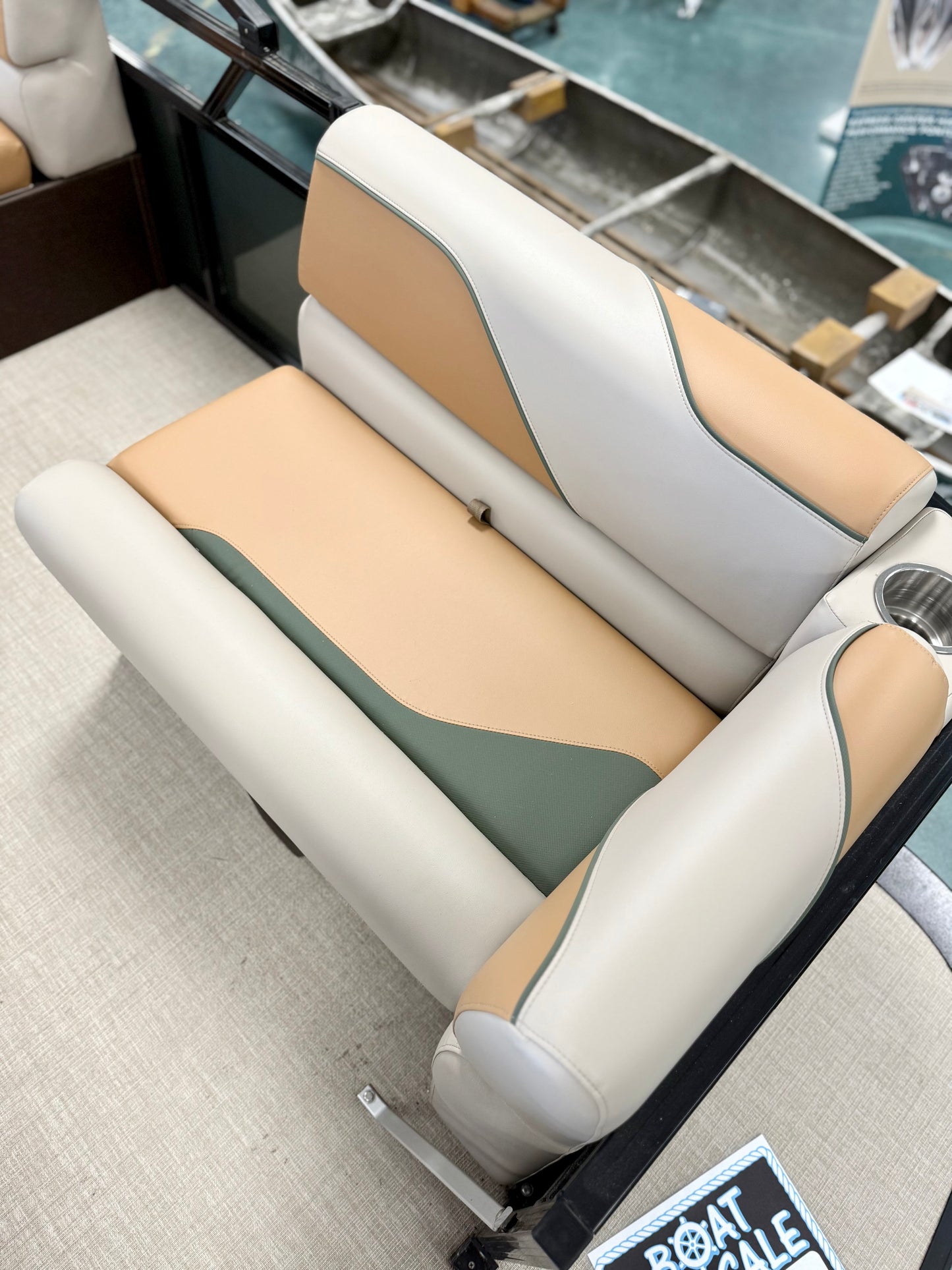 2025 17' AVALON VENTURE CRUISE PONTOON
