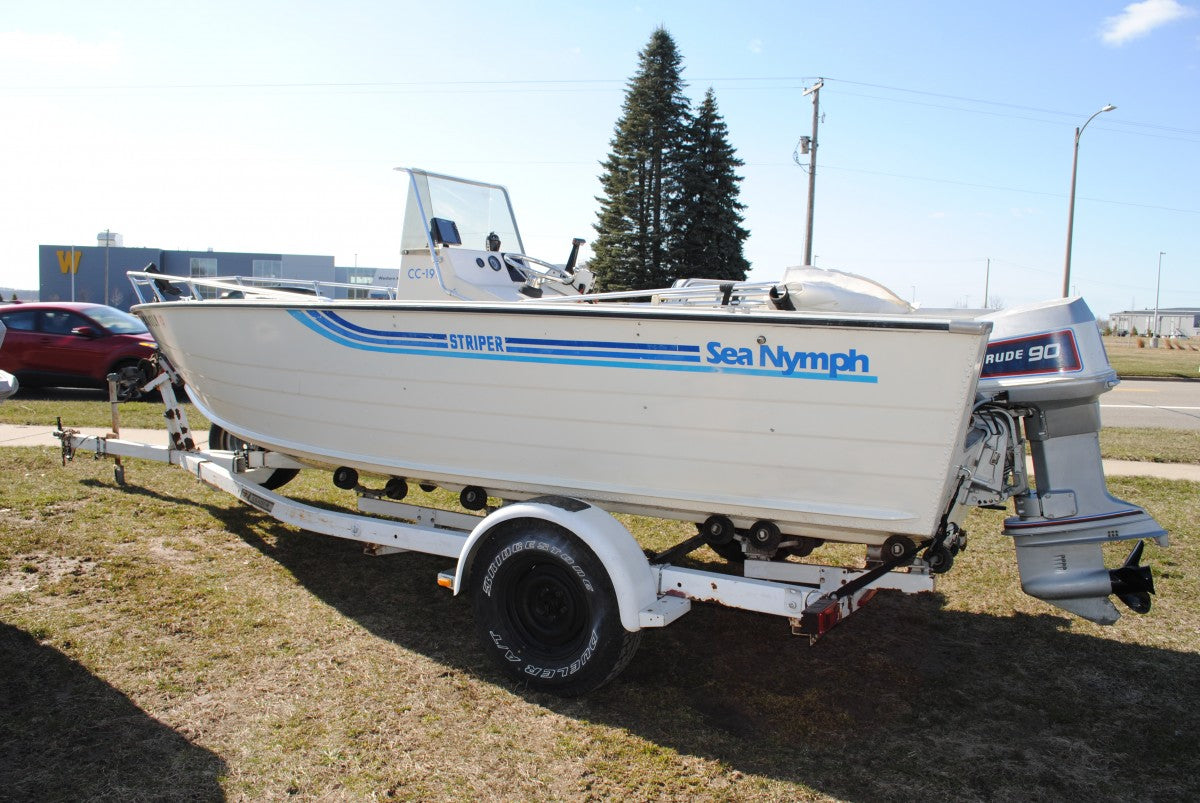 1983 19′ SEA NYMPH CENTER CONSOLE CC-191 STRIPER