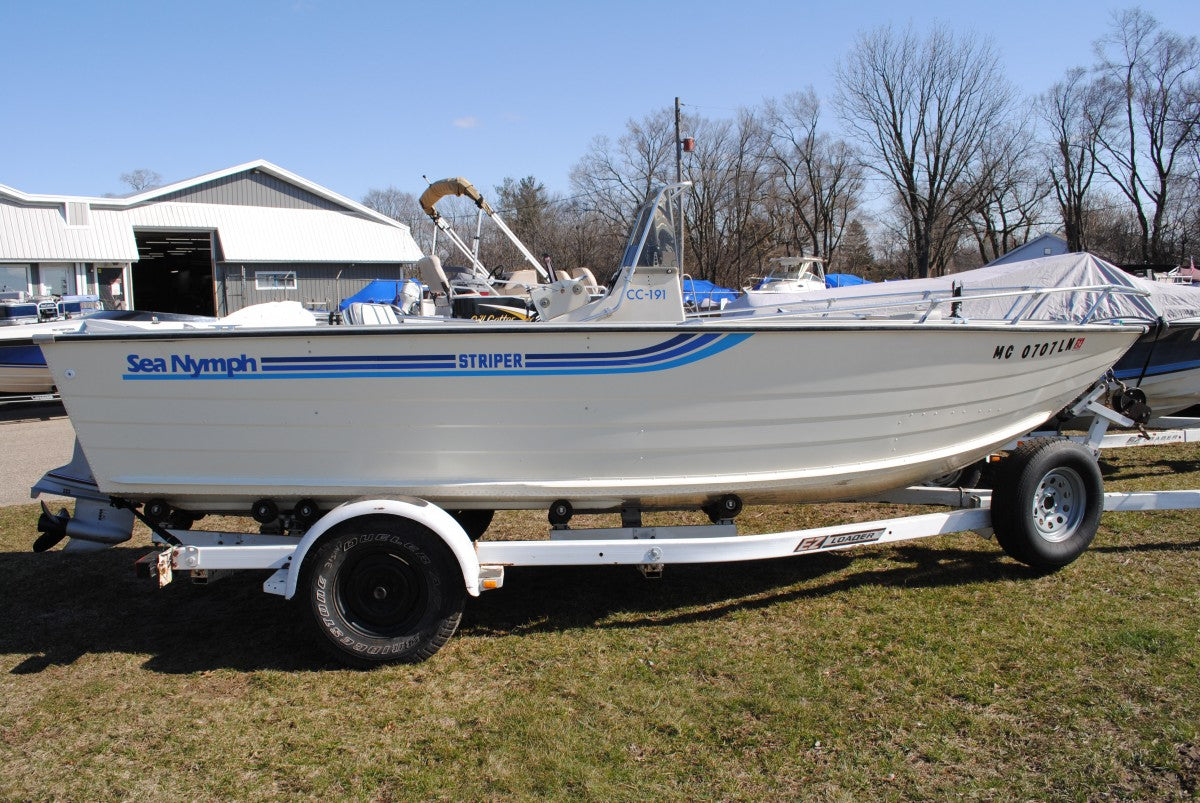 1983 19′ SEA NYMPH CENTER CONSOLE CC-191 STRIPER