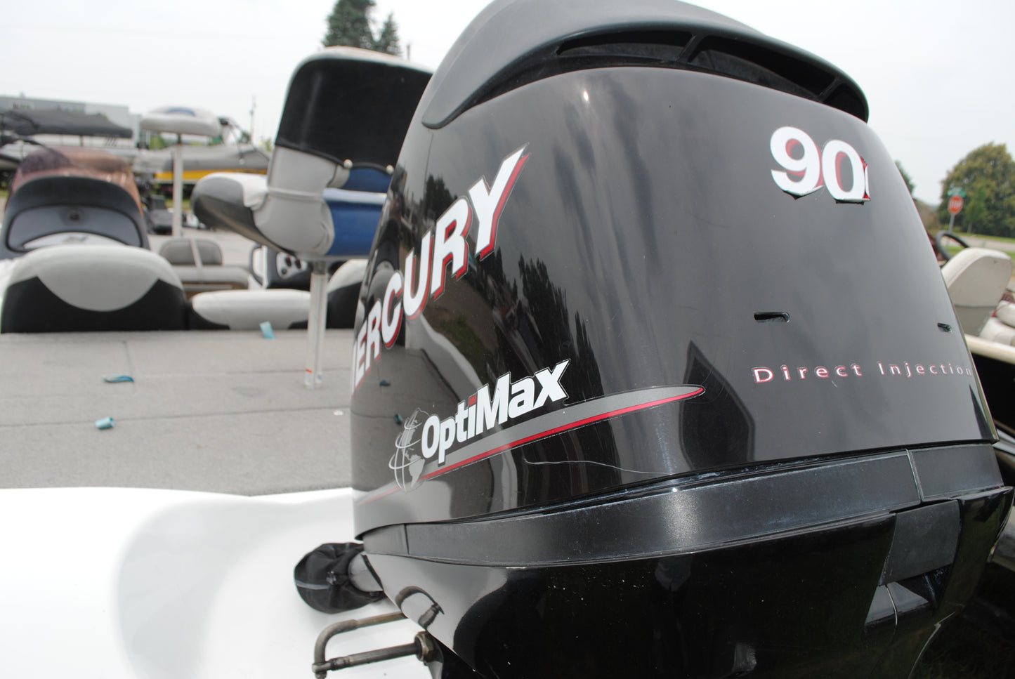 2007 17' NITRO X750