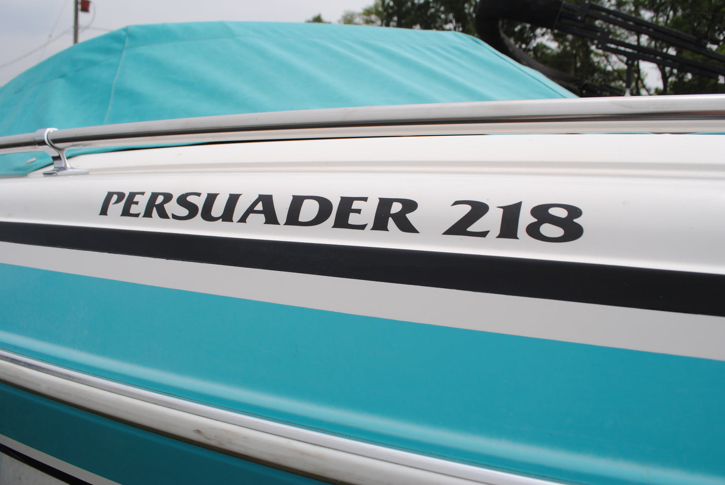 1992 21' CHECKMATE PERSUADER 218 BR