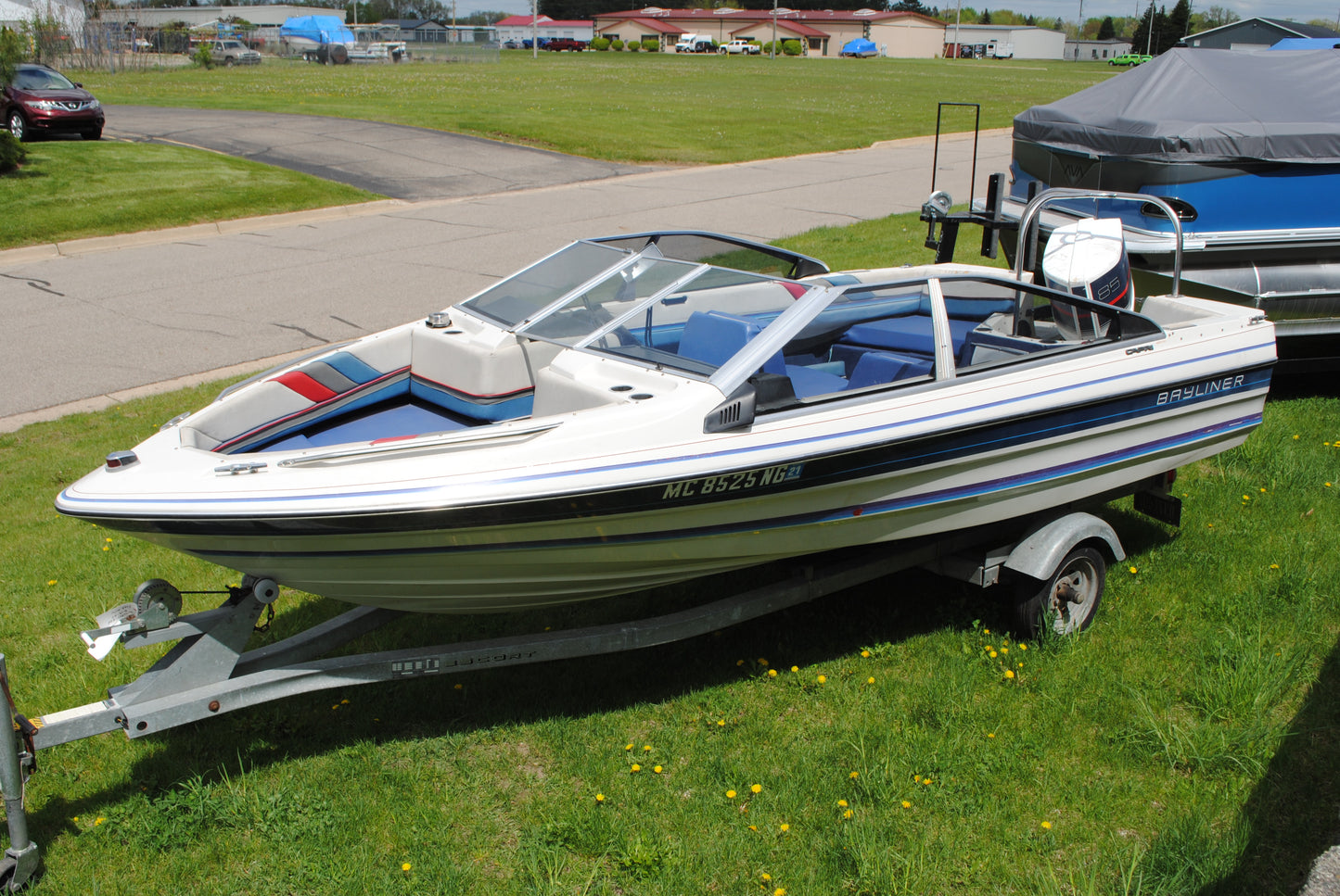 1987 17' BAYLINER