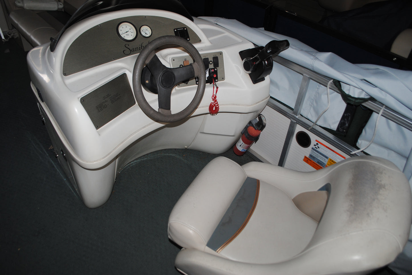 2008 20' SANIBIL 520CR