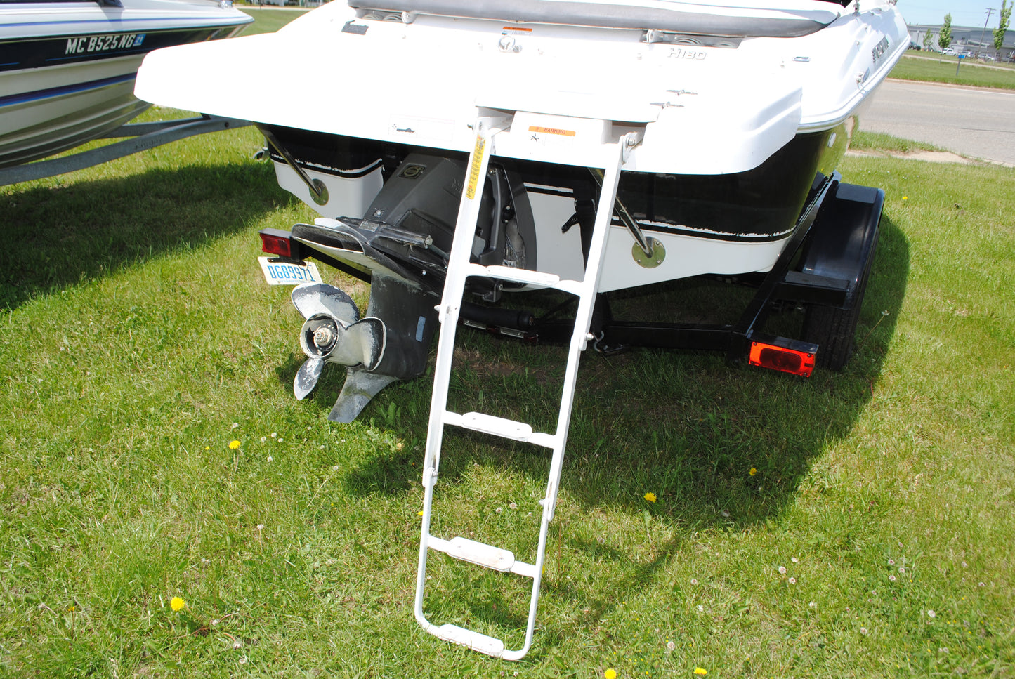 2011 18' FOURWINNS H180