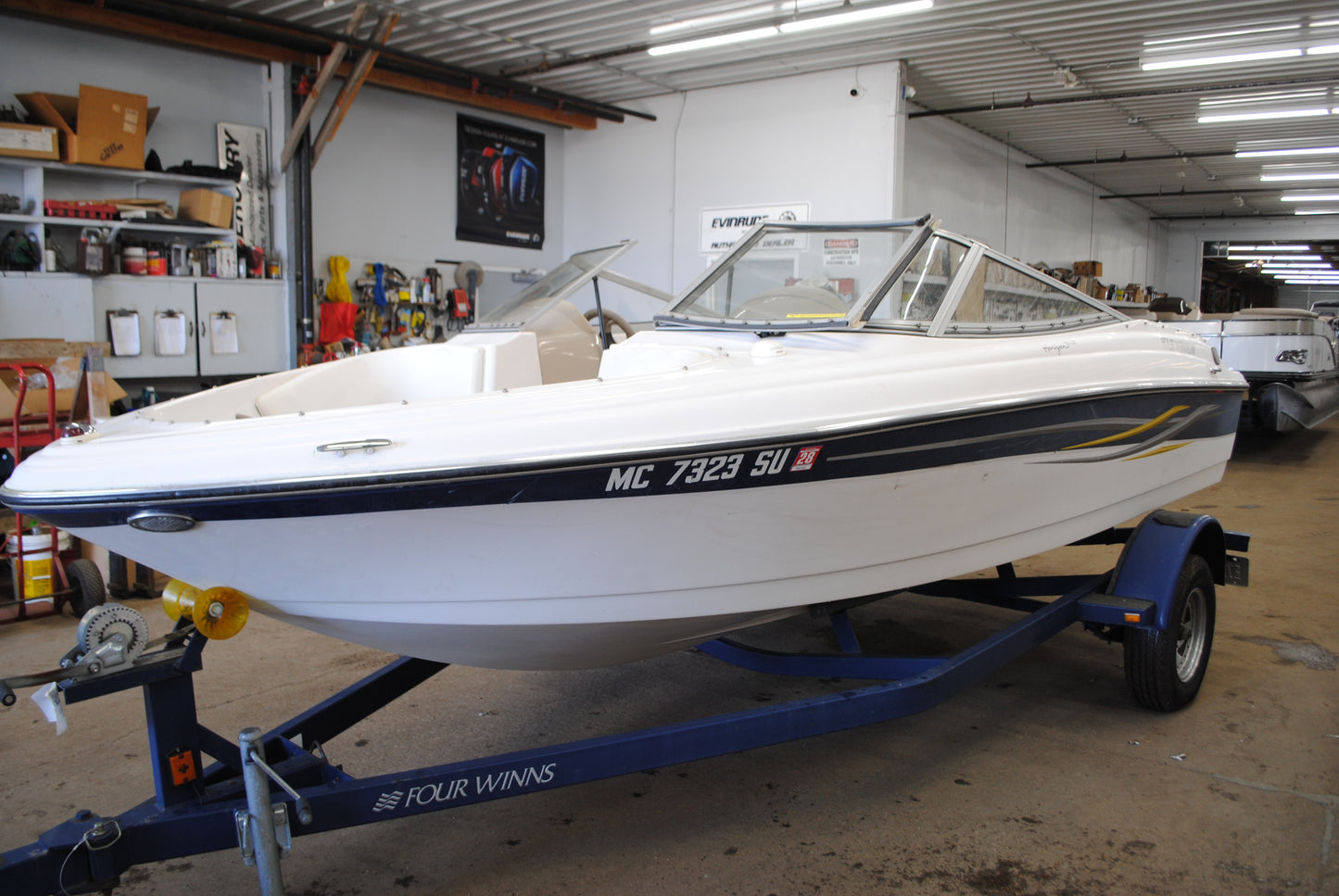 2005 18' FOURWINNS HORIZON 170 LE