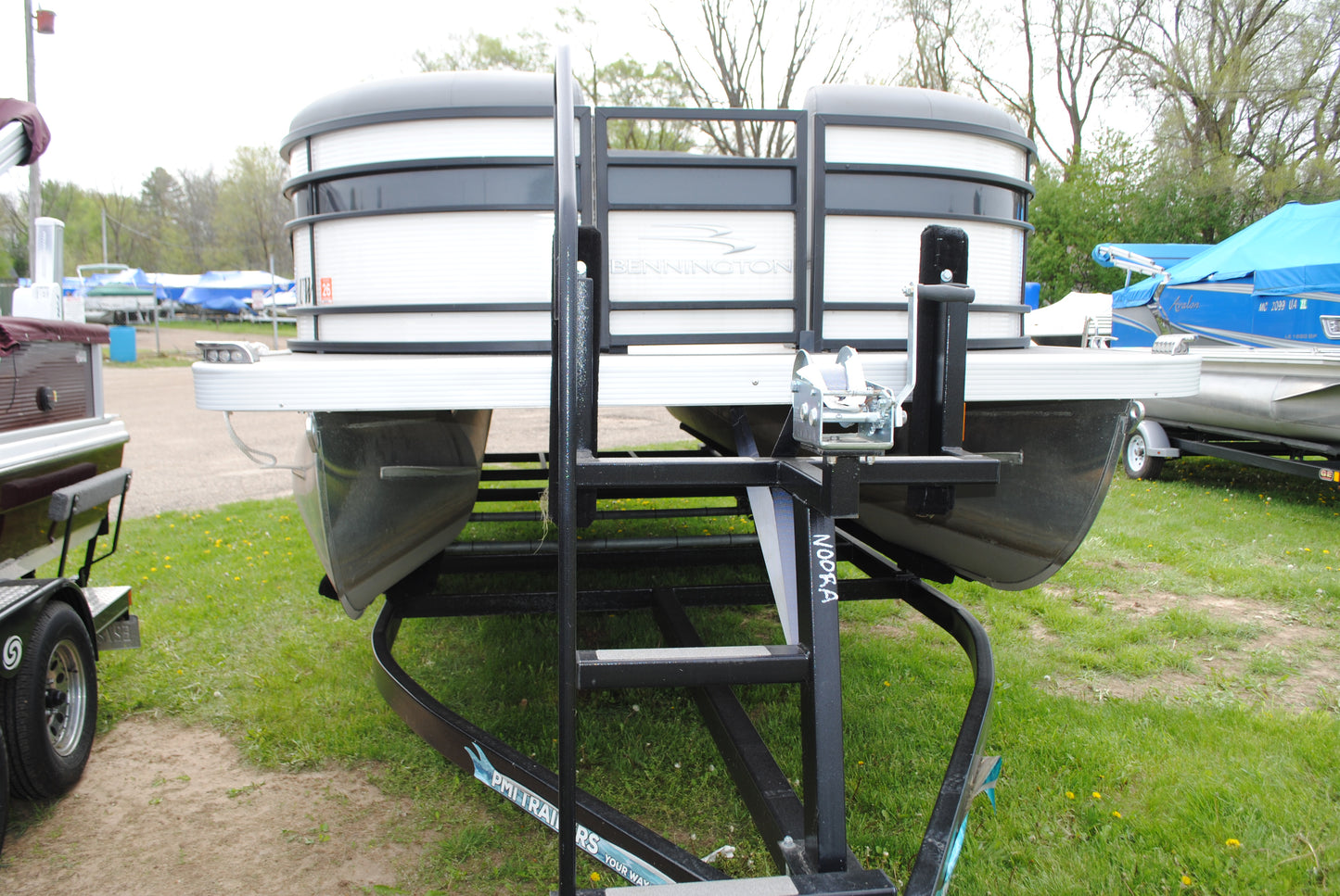 2022 22' BENNINGTON LSB 21