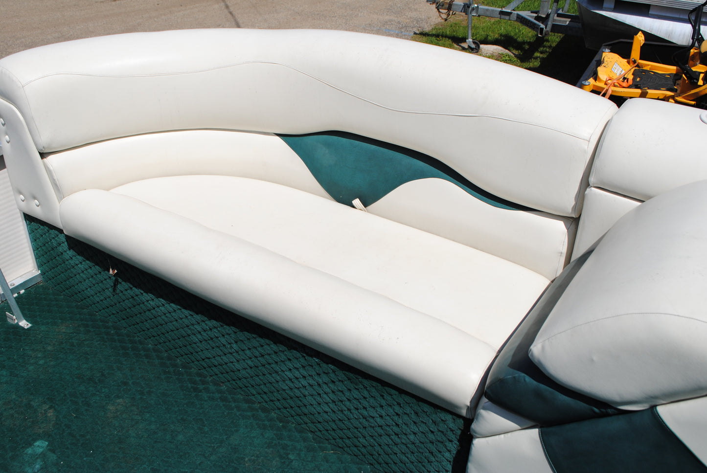 2006 20' AVALON WINDJAMMER TRITOON