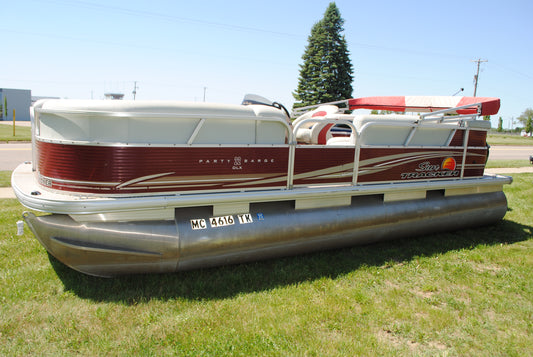 2012 22' SUNTRACKER PARTY BARGE