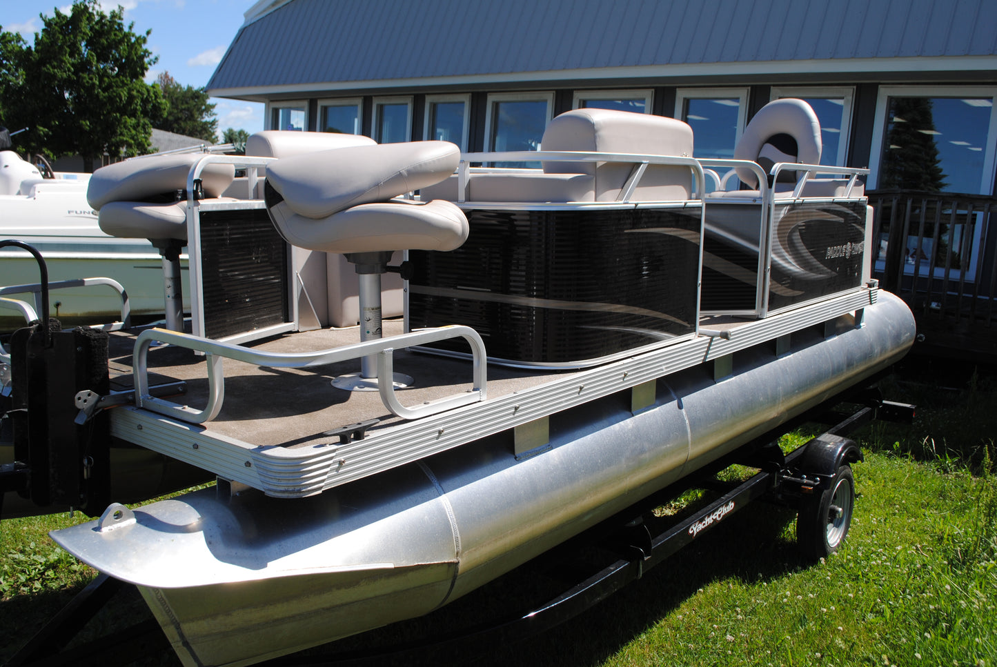 2018 16' PADDLE QWEST