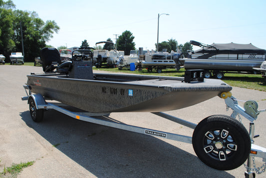 2023 18' GATOR-TAIL CENTER CONSOLE