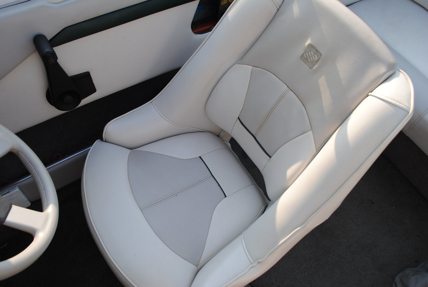 1995 19' FOURWINNS HORIZON 190