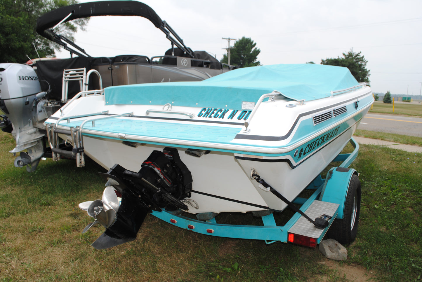 1992 21' CHECKMATE PERSUADER 218 BR